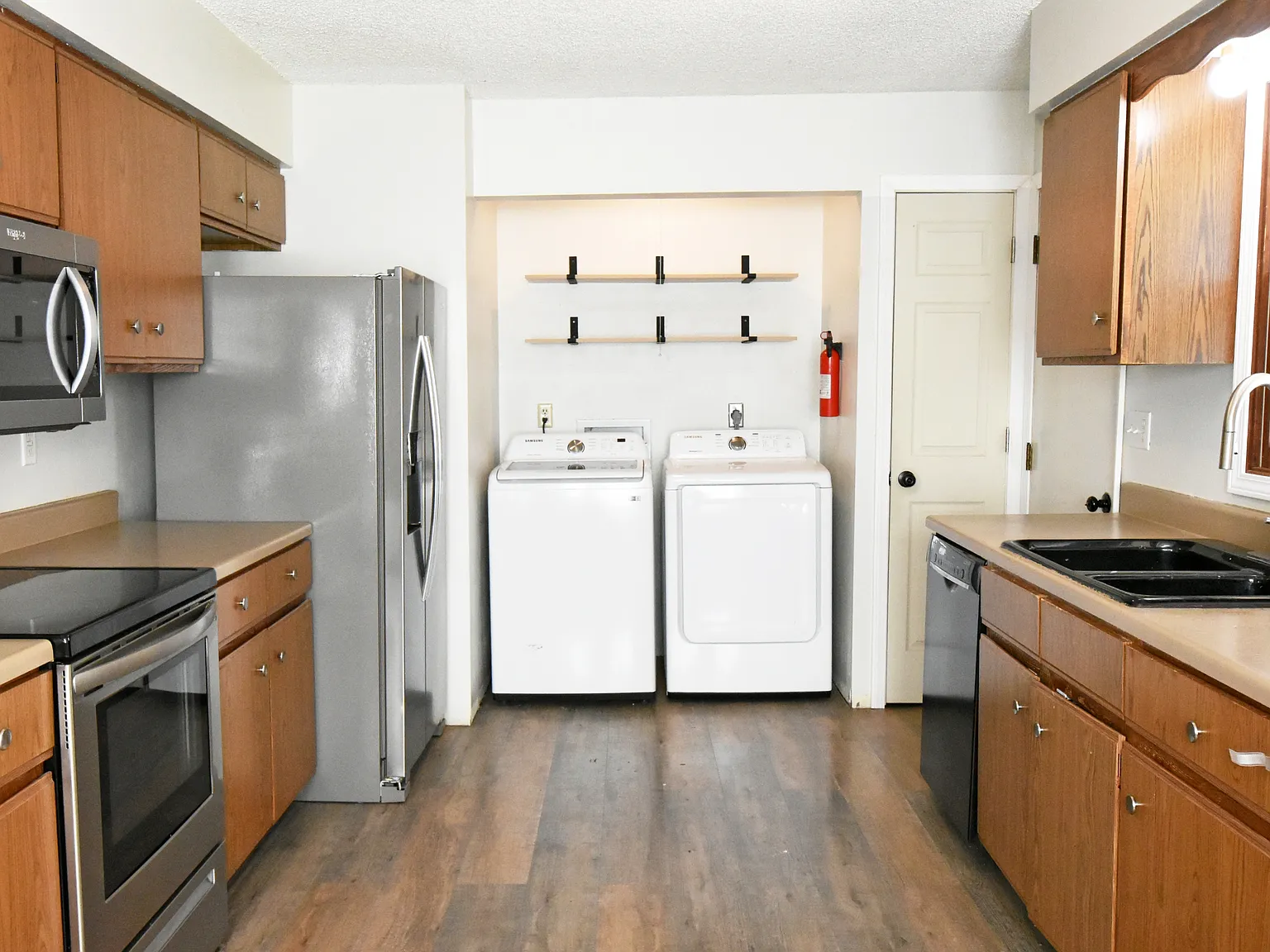 30 Bayberry Lane - 1 — Photo 2