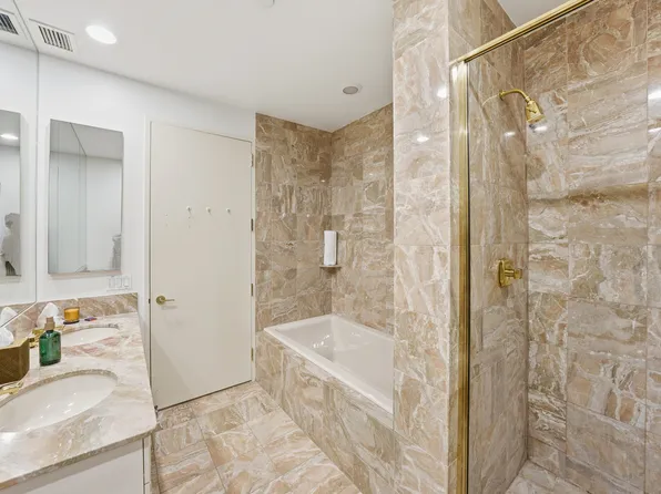 845 United Nations Plaza image 14 of 50