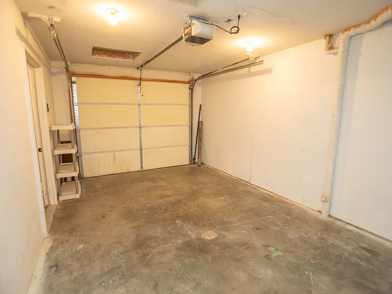 125 Hayes Rd #B — Photo 11