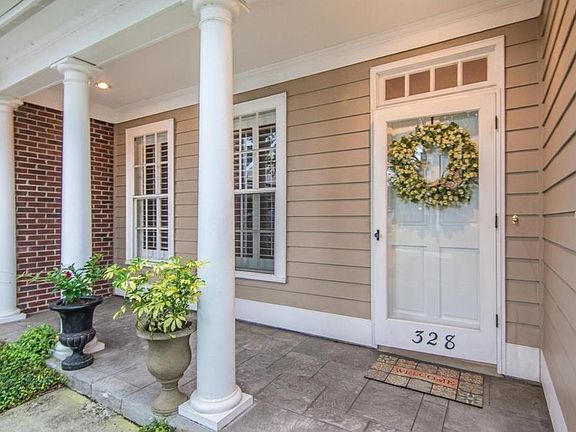2nd image of 328 Sea Island Way