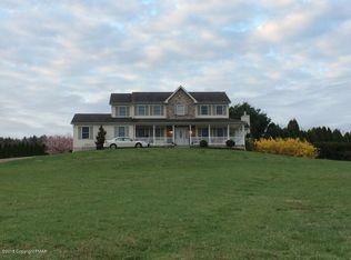 132 Robin Ln, Kunkletown, PA 18058