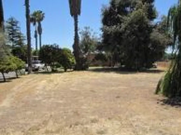 10068 E West Ripon Rd, Ripon, CA 95366