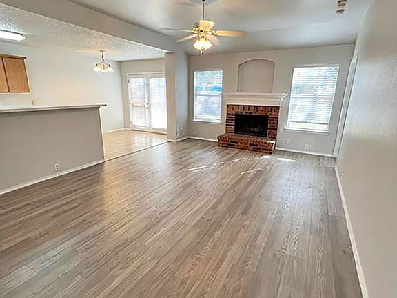 2nd image of 1021 Beechwood Dr