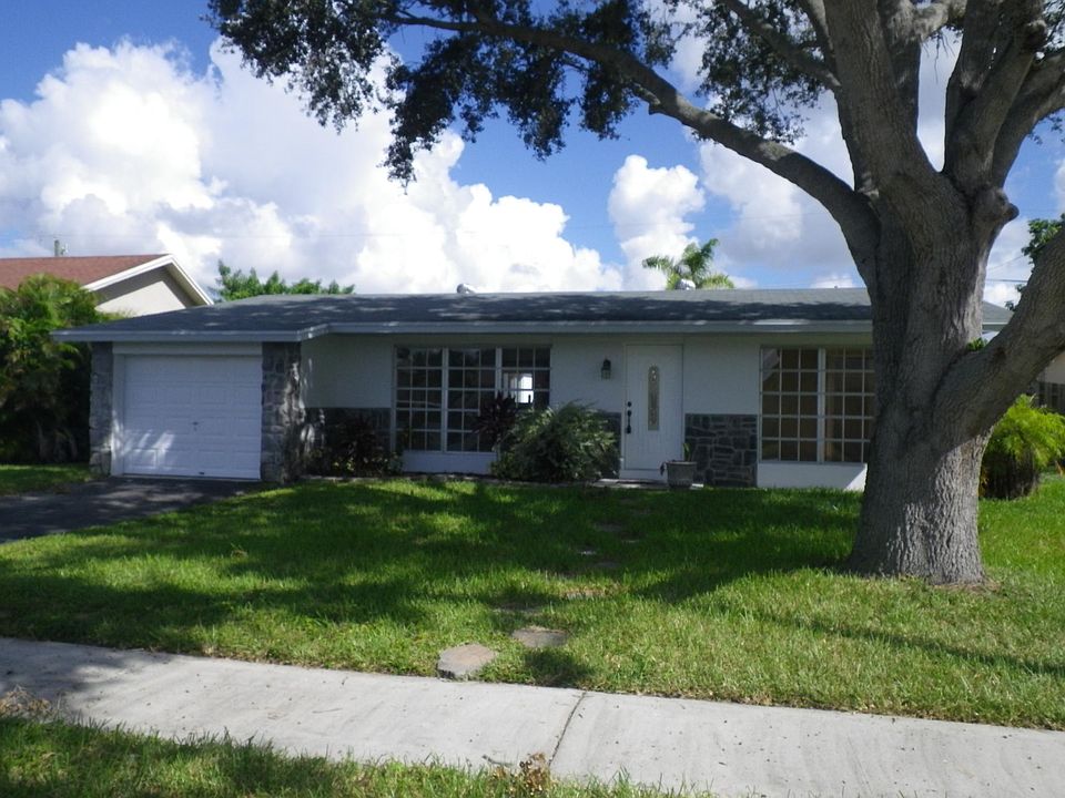 1st image of 11361 NW 37th Pl