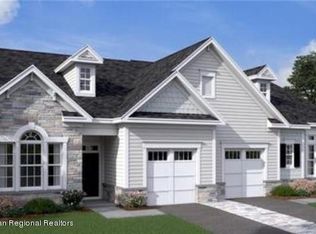 134 Starlight Dr, Monroe Township, NJ 08831