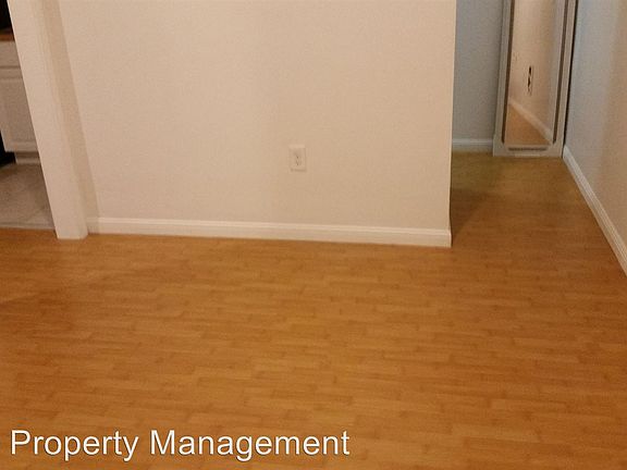 2nd image of 15999A Mateo St