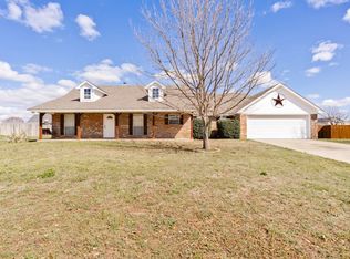 107 Ashley St, Alvord, TX 76225