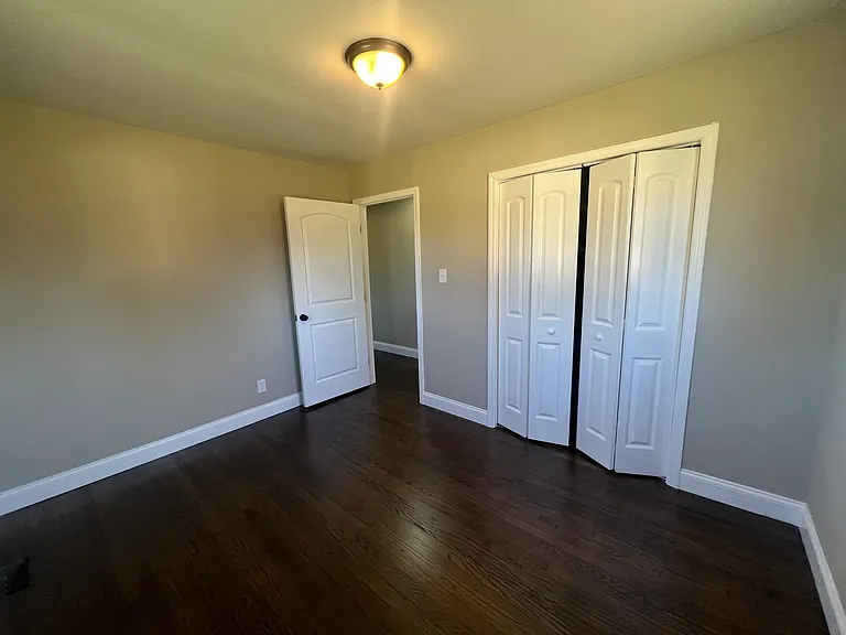 221 Campbell Dr — Photo 9