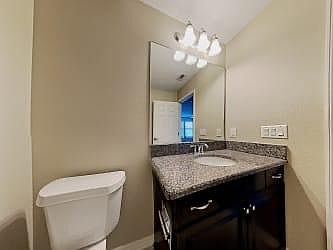 3rd image of 713 Albatross Ln