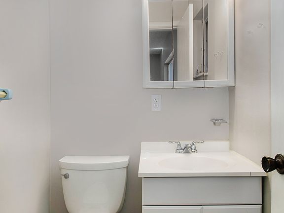 3rd image of 10161 Moultree Ct