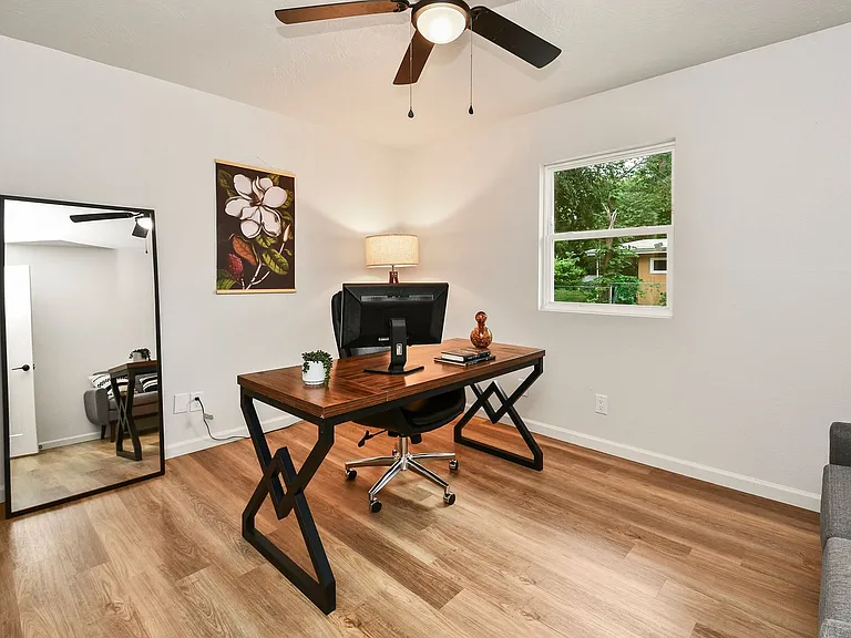 2035 S Florence Ave — Photo 109