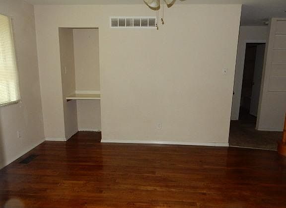 5th image of 12033 Winterset Dr
