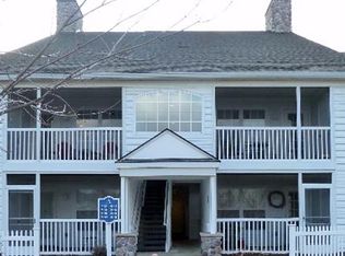 2858 S Knightsbridge Cir, Ann Arbor, MI 48105