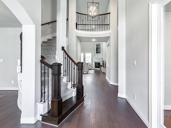 2nd image of 28514 Jade Springs Ln