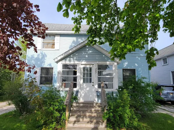 327 Long Lake Ave, Alpena, MI 49707