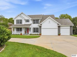 11909 S 47th St, Papillion, NE 68133