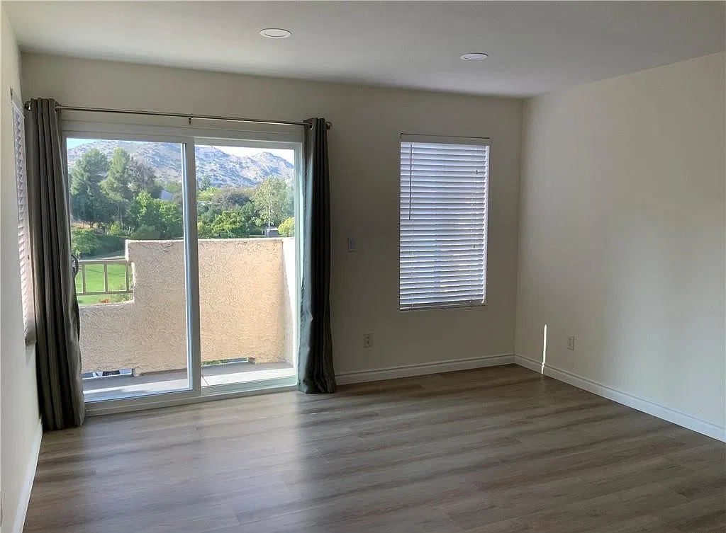 1 bed, 724 sqft, $2,200 — Photo 4