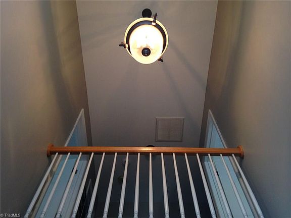 4th image of 4164 Meredith Woods Ln