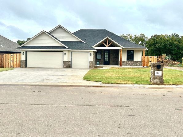 14841 Walnut Ln