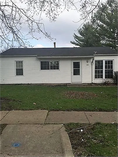 1212 Centennial Dr photo 1