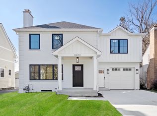 4604 Middaugh Ave, Downers Grove, IL 60515