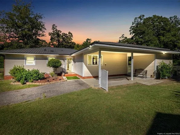 1802 Catawba St, Fayetteville, NC 28303