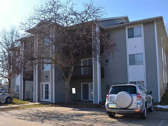 3rd image of 580 Augusta Cir Unit 5