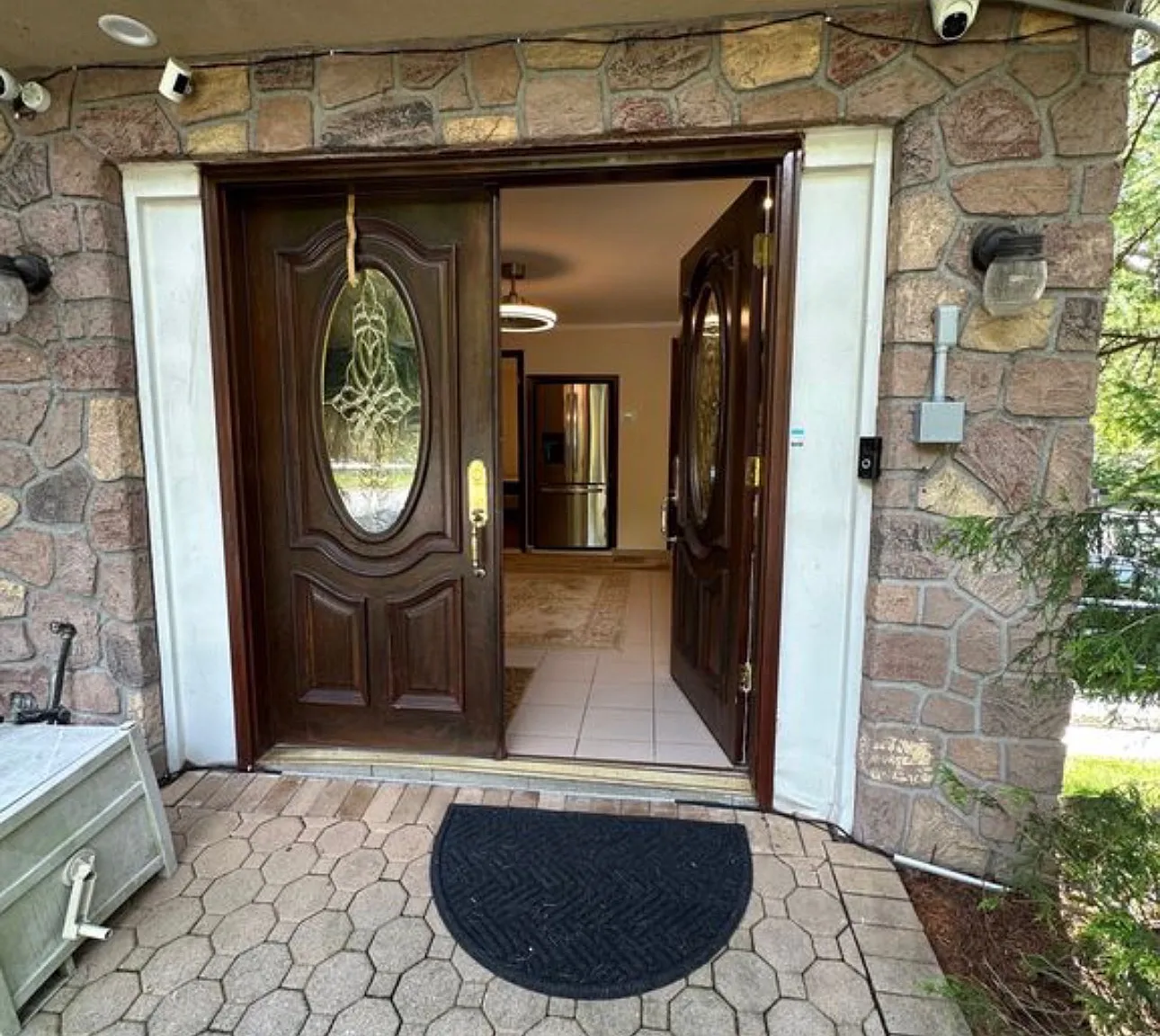 1 bed, $2,200 — Photo 1