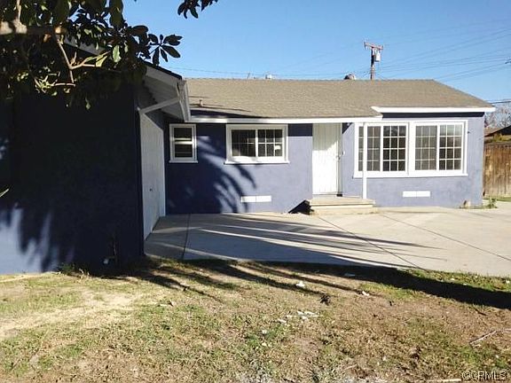 2nd image of 14841 Las Vecinas Dr