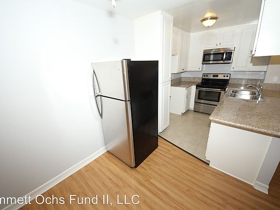 5th image of 418 Pier Ave APT 101
