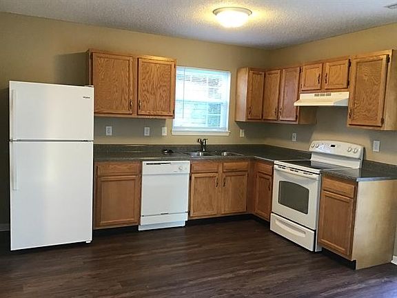 4th image of 1874 S Blue Lake Dr