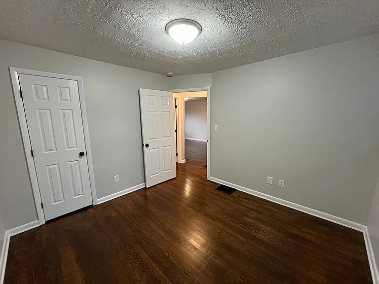 4964-4976 Fuller Dr — Photo 9