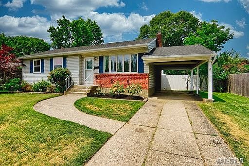 2nd image of 151 Wagon Ln W