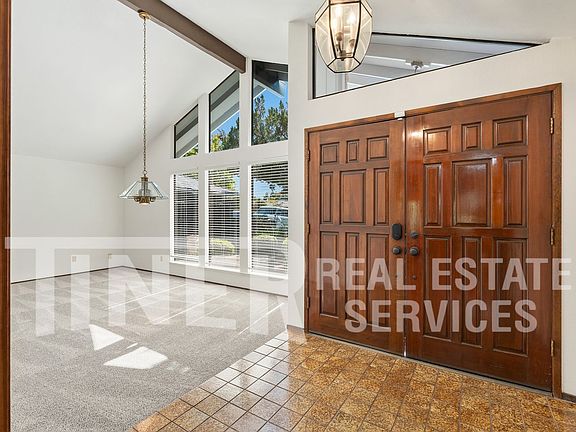 4th image of 4480 Willowglen Way