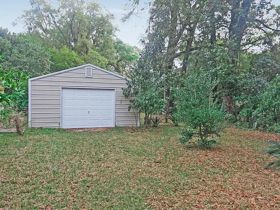4th image of 2141 Valencia Dr