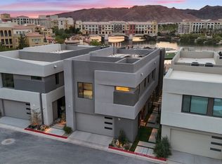 16 Heron Harbour Dr, Henderson, NV 89011