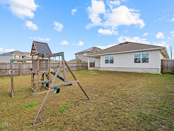 4th image of 5821 Viking Way