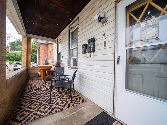 2nd image of 107 Dickman St #2