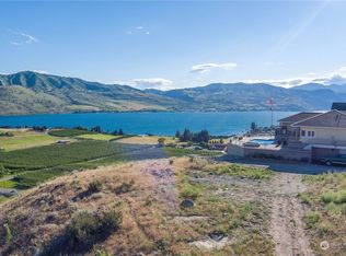 320 Orchard View Dr, Chelan, WA 98816