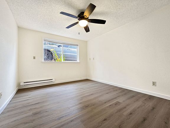 4th image of 24423 27th Ave S #1