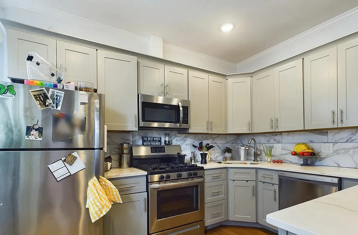 Building Photo - 54 Crescent Ave #1