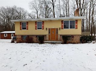 700 Zinck Rd, Jersey Shore, PA 17740