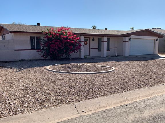 3rd image of 1213 E Delano Dr
