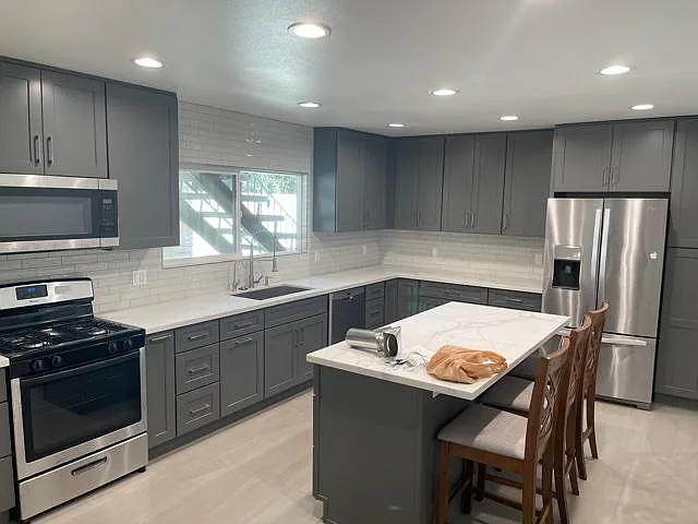 New kitchen