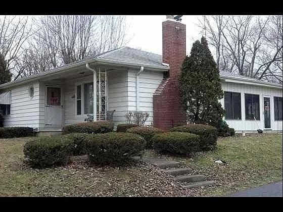 1st image of 3304 E County Road 300 S