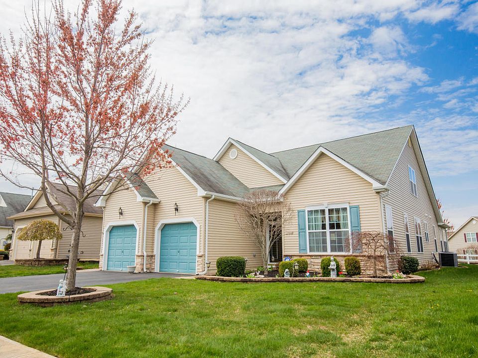 1st image of 195 Enclave Blvd