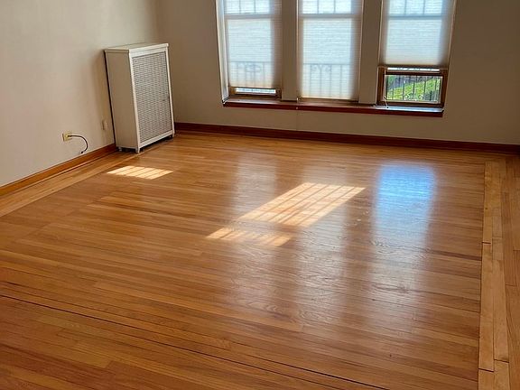 4th image of 10921 S Longwood Dr APT 1
