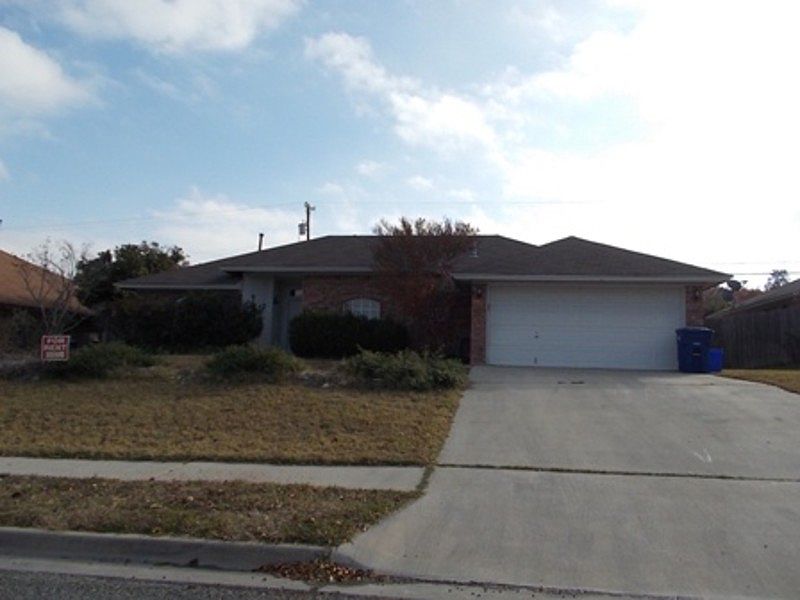 1st image of 1101 Joe Morse Dr