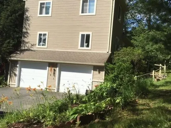 (undisclosed Address), Mansfield, CT 06268