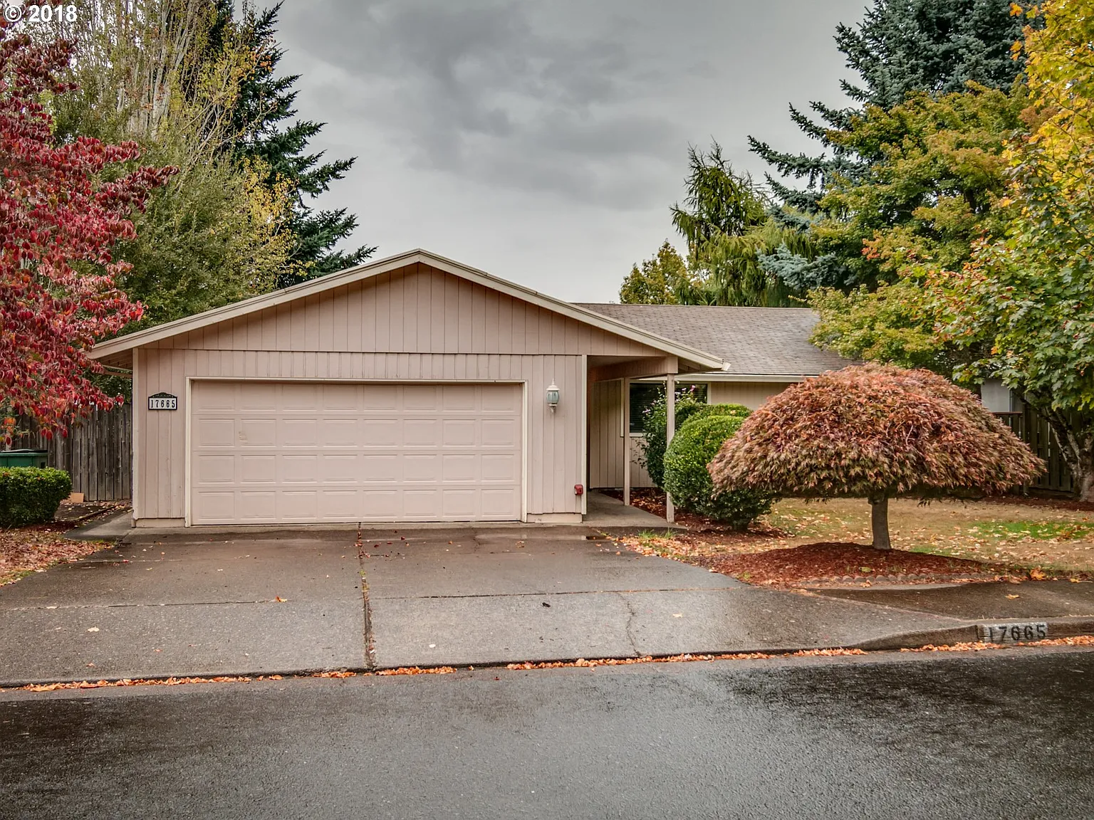 17665 SW Sumac Ln photo 1